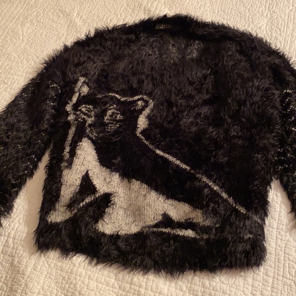 Sweater - Picture 2 of 3